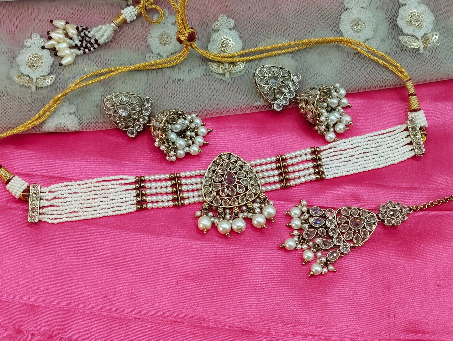Antique White Champagne Stone Jhumka Choker Jewellery Rasha Set