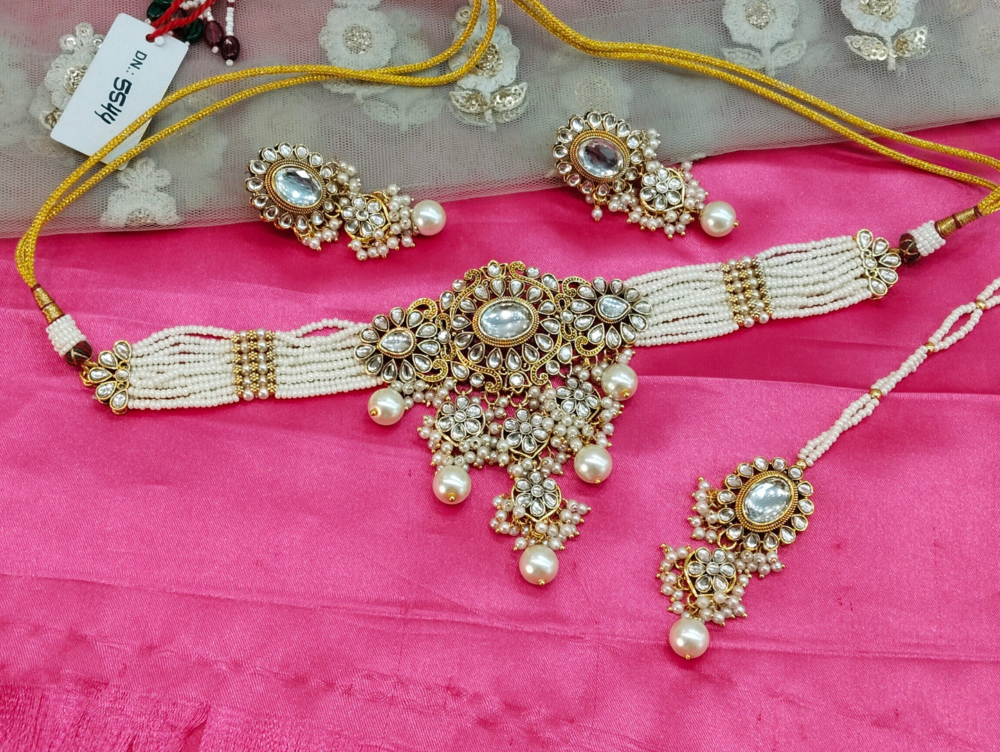 Gold White Kundan Choker Jewellery Heena Set