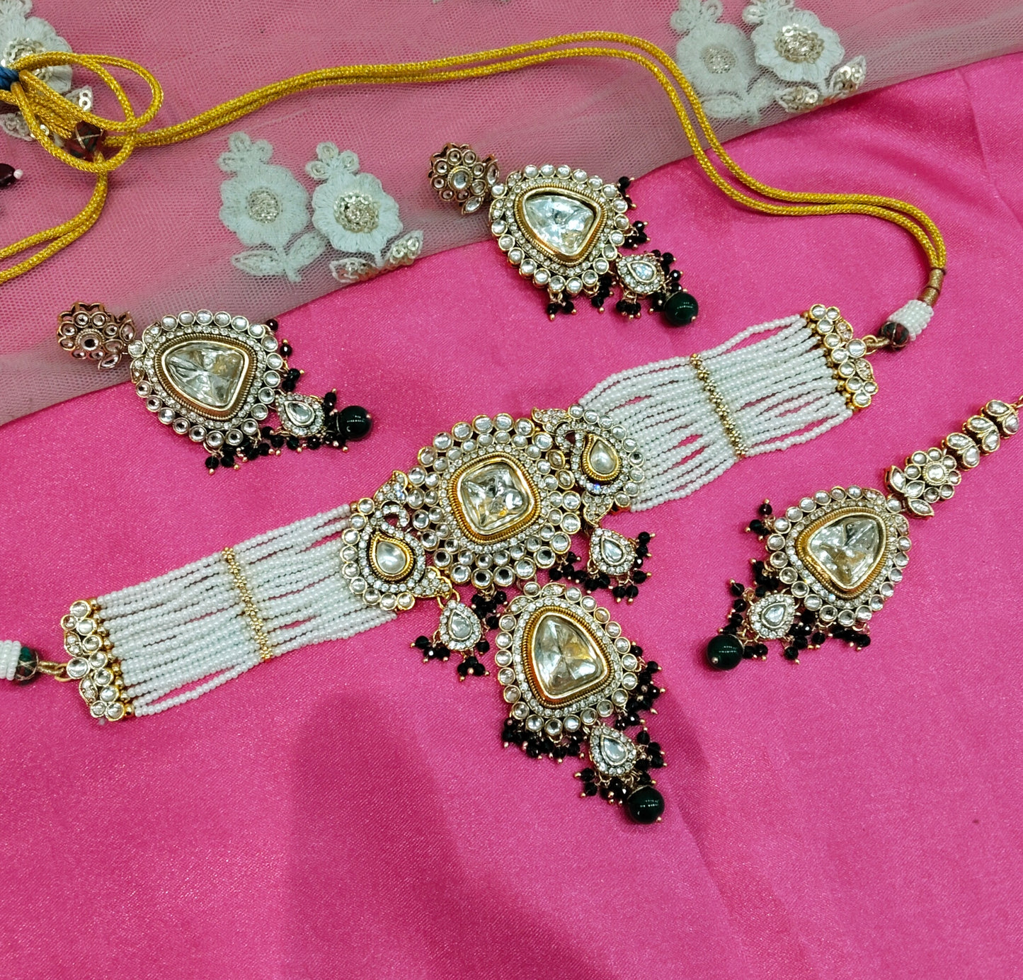 Green Kundan Choker Jewellery Meet Set