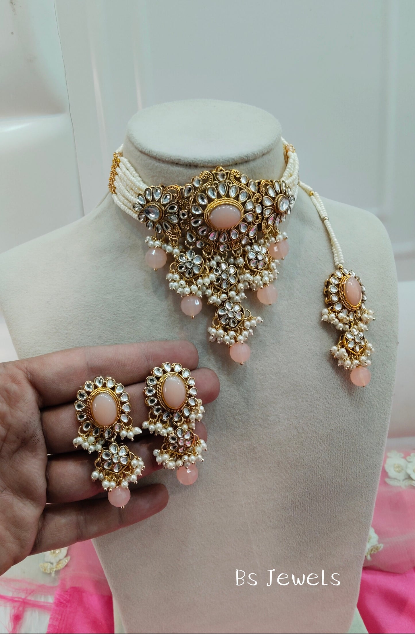 Peach Kundan Choker Jewellery Heena Set