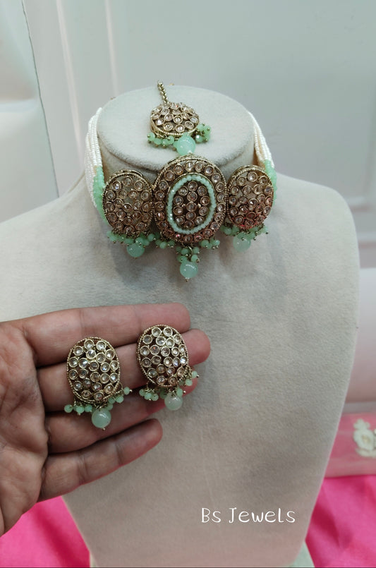 Pista Champagne Stone Choker Jewellery Narayan Set