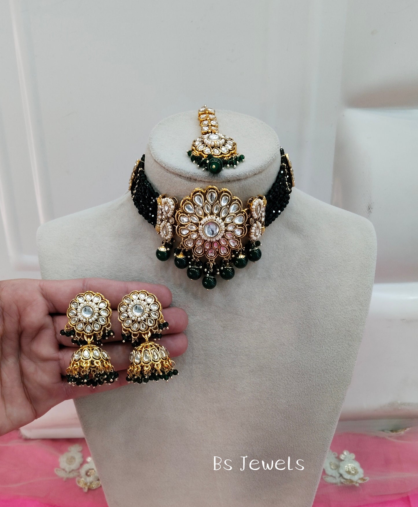 Green Champgne Choker Jewellery Jhumka Setin Set