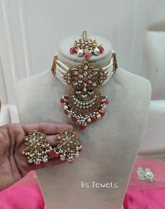 Gajjari Kundan Choker Jewellery  Nisi Set