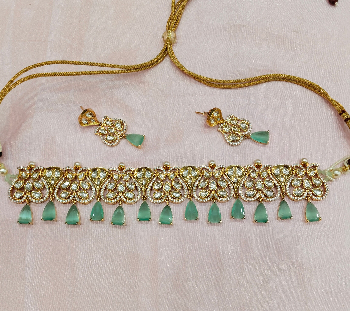 Pista Uncut Kundan Choker Jewellery Krishna Set