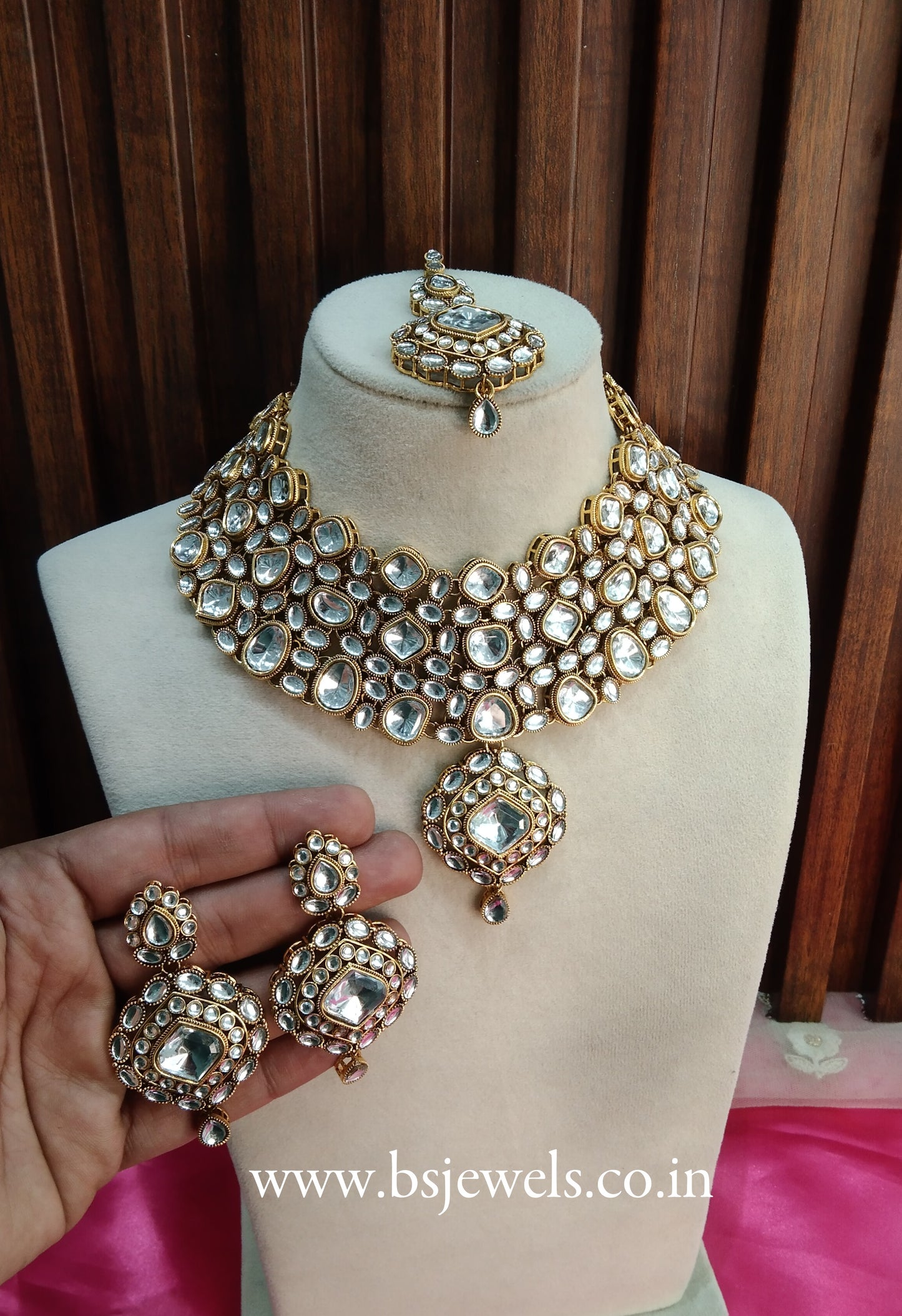 Antique Gold Kundan Necklace Jewellery Life Set