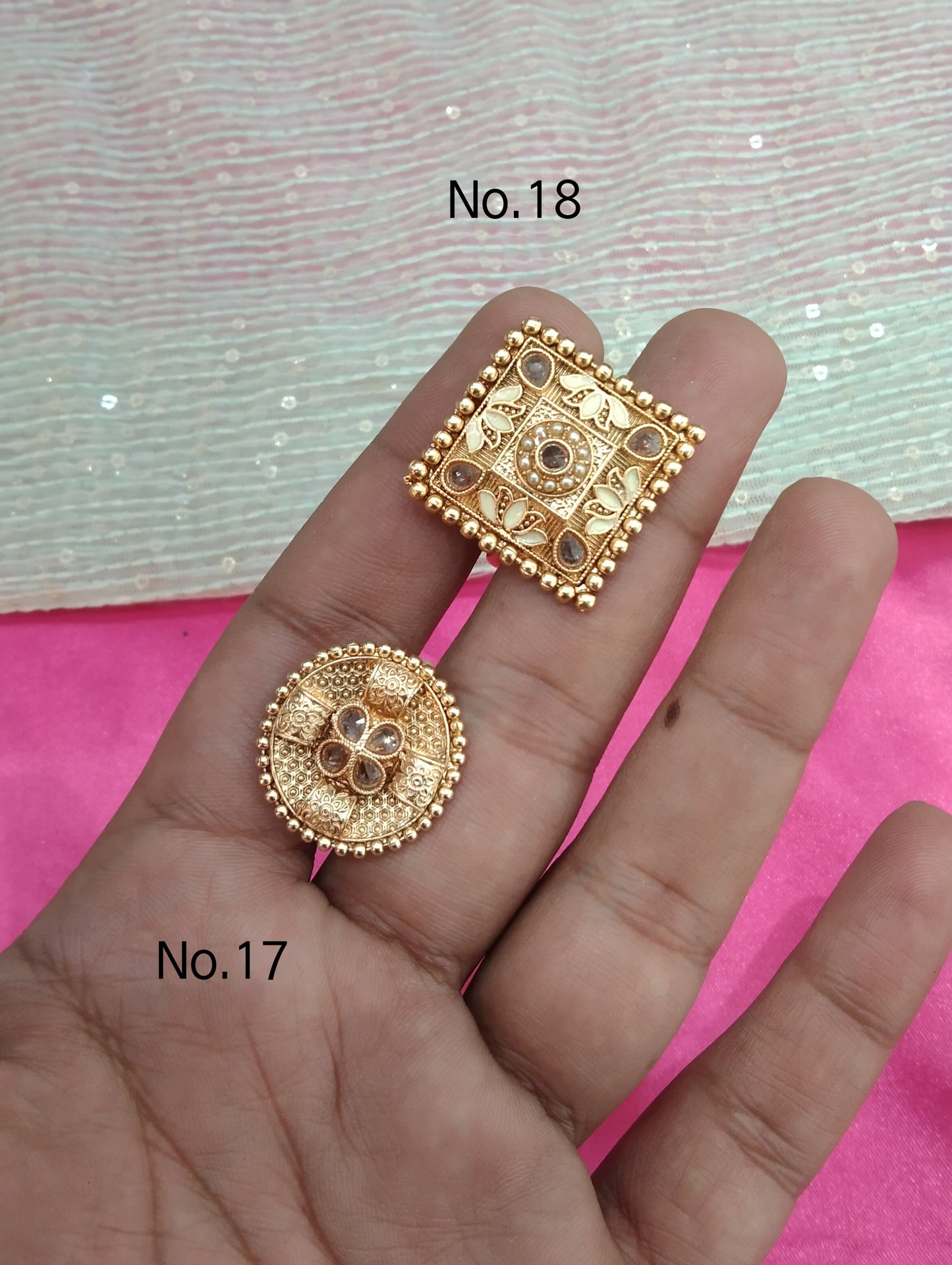Gold Cocktail Finger Rings