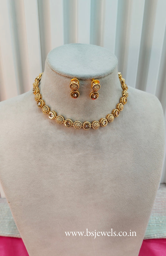 Gold Polki Necklace Jewellery Studio Set