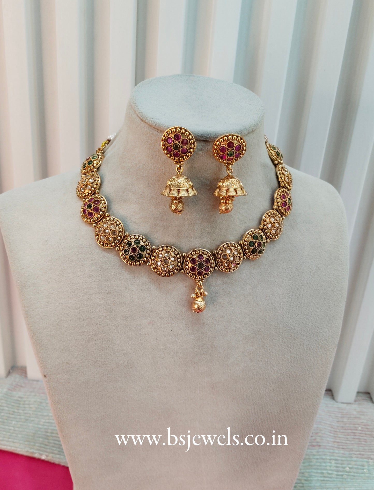 Ruby Green Gold Polki Necklace Jewellery Studio Set