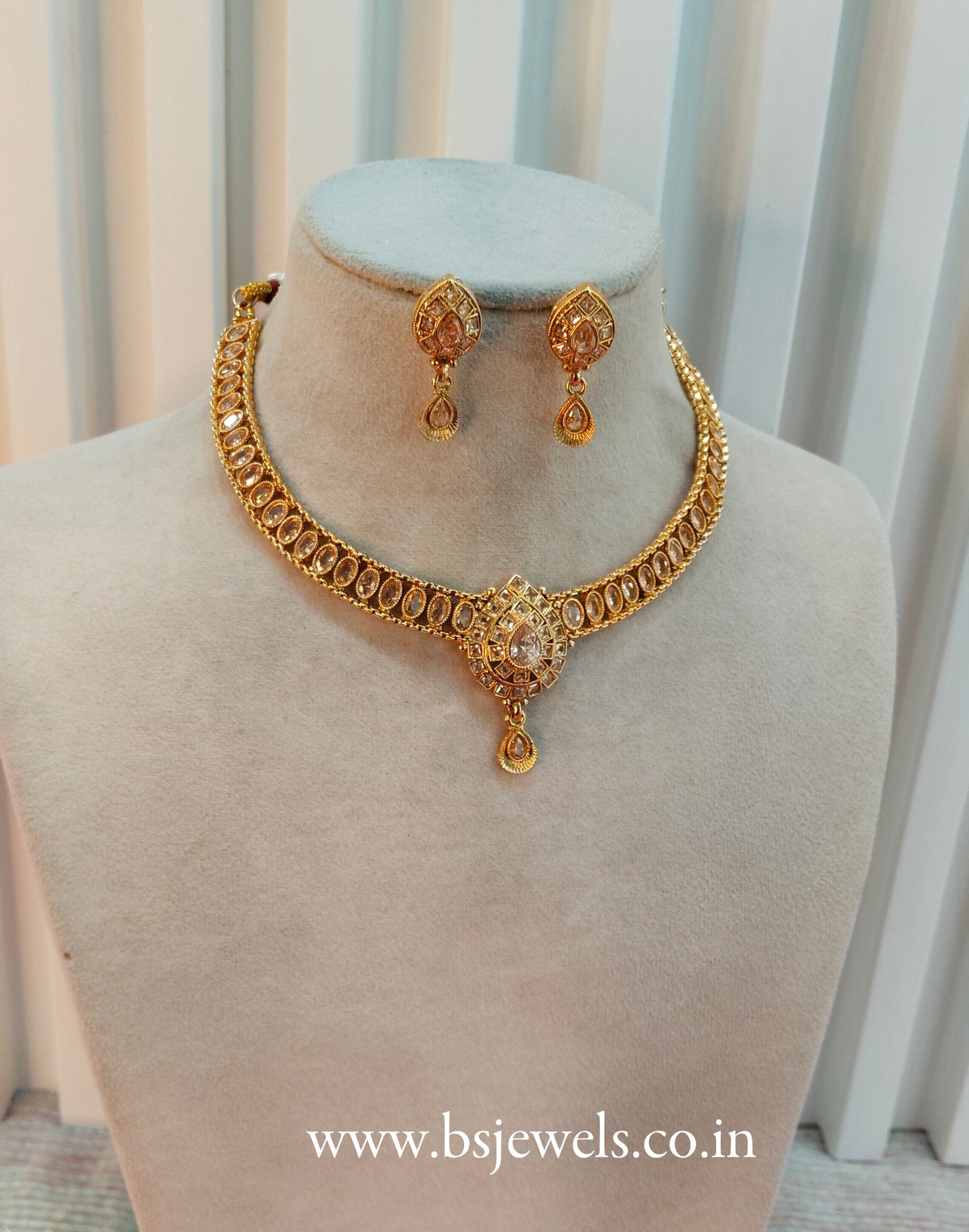 Gold Polki Necklace Jewellery Studio Set