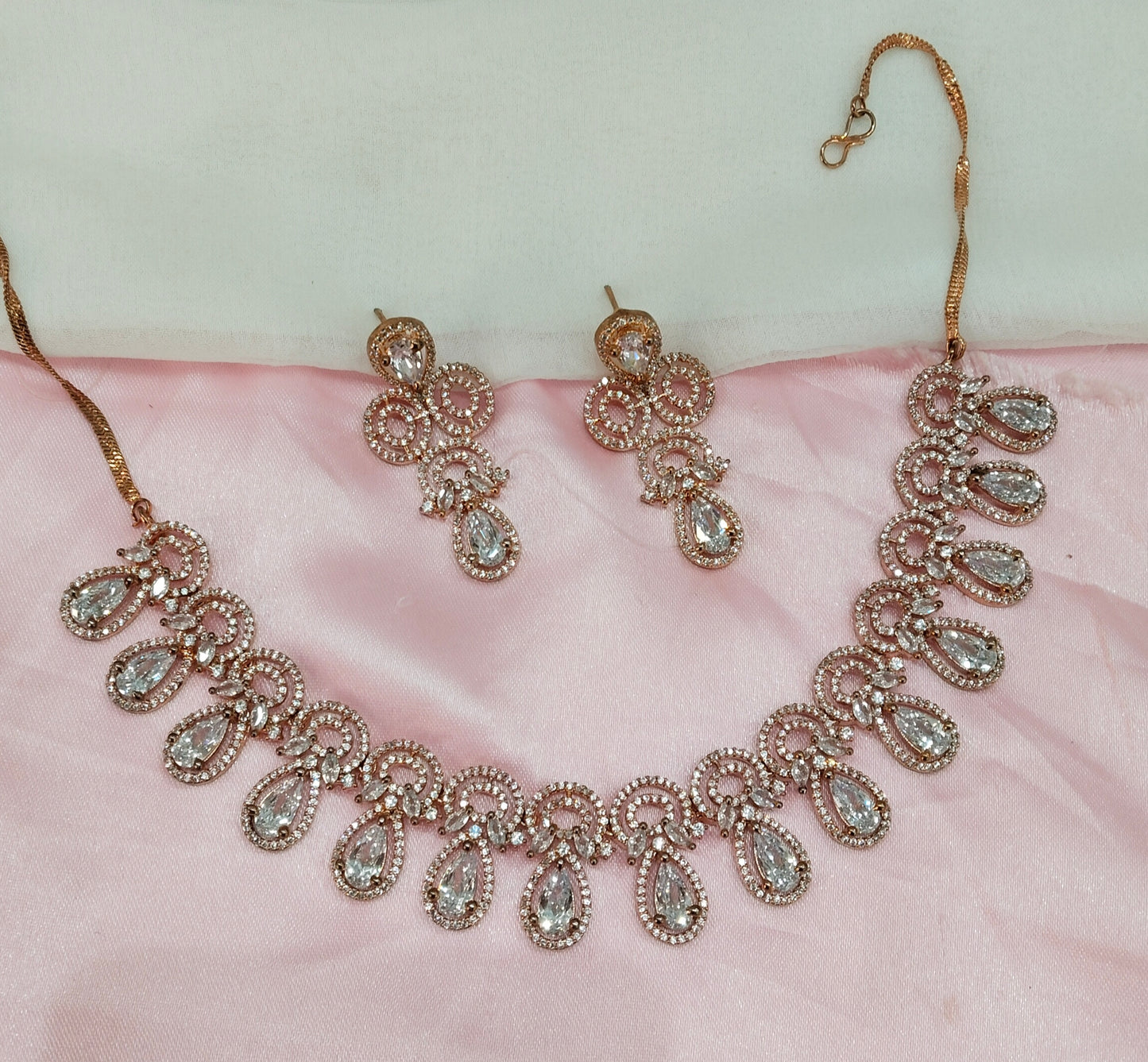 White Rose CZ Necklace Jewellery Levittown Set