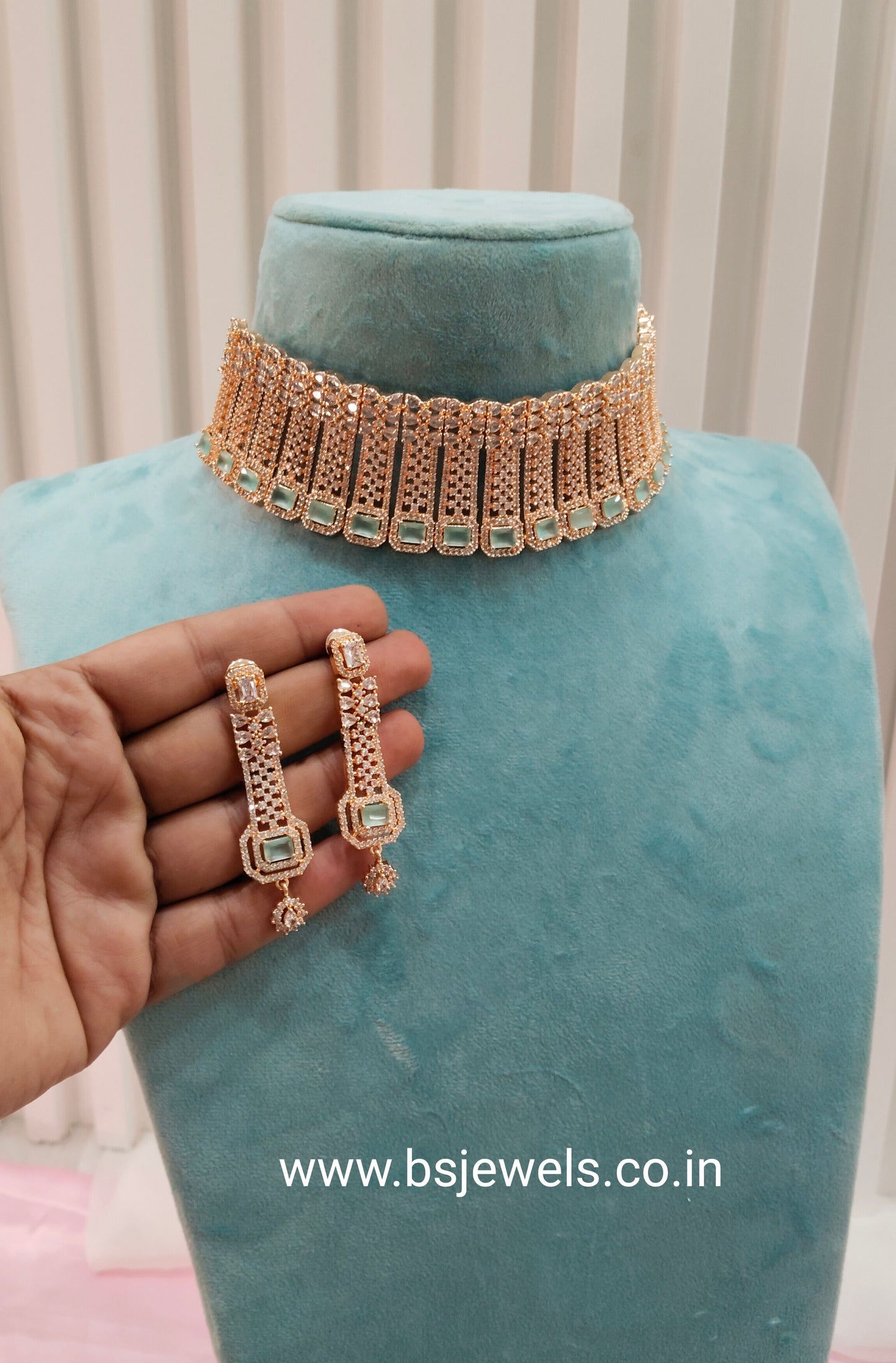 Pista Rose CZ Choker Jewellery British Set