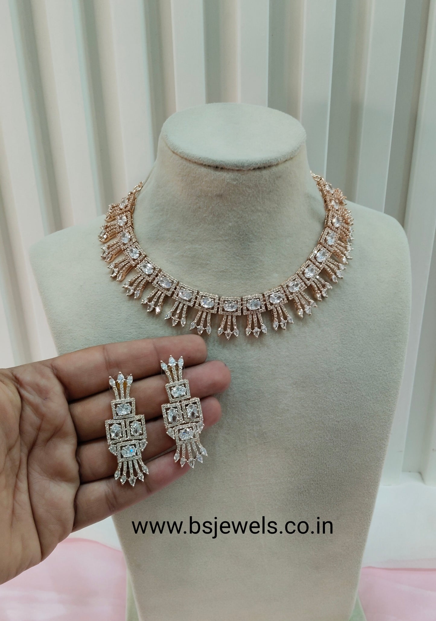 White Rose CZ Necklace Jewellery Ten Modi Set