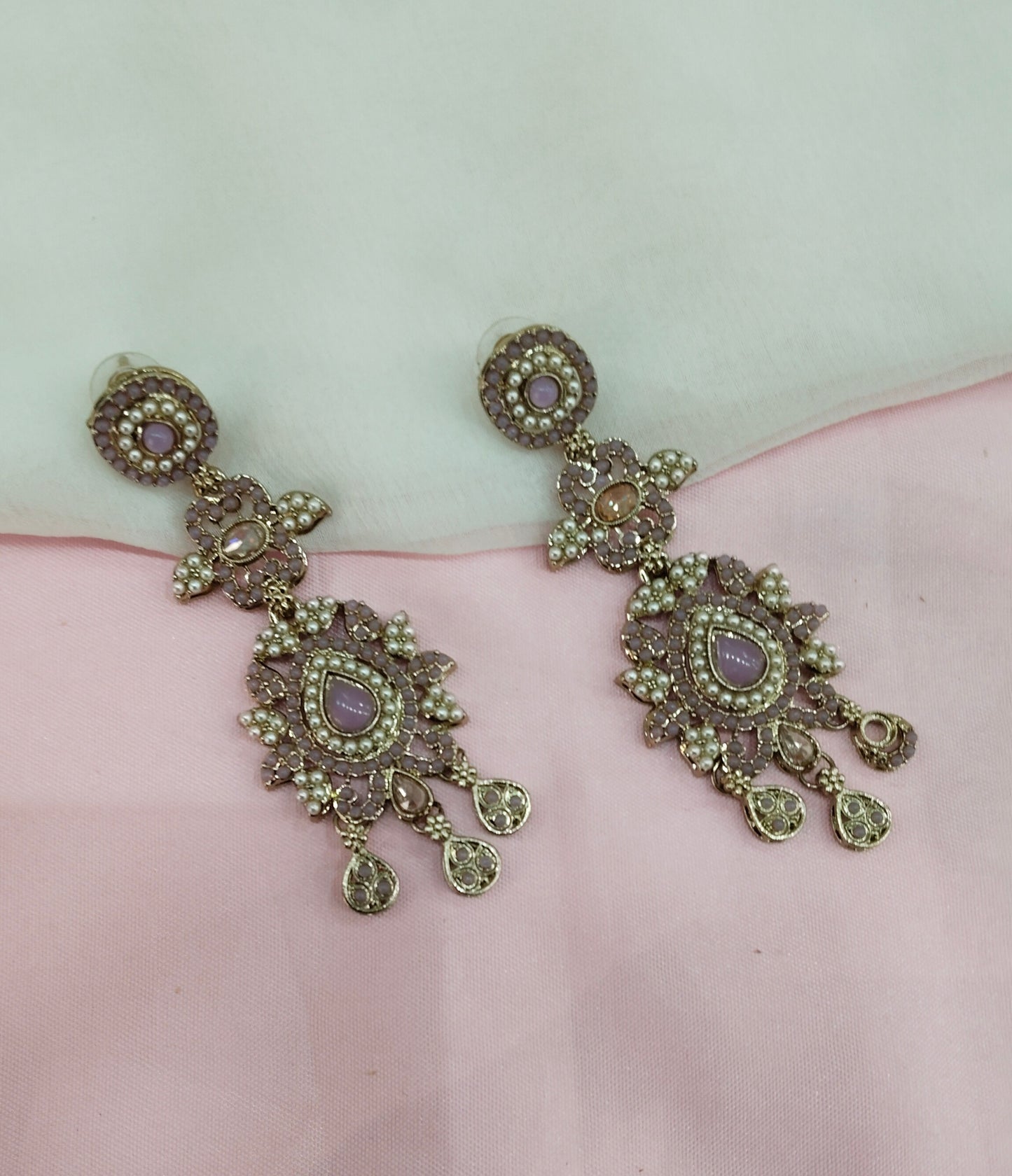 Lavender Antique Gold Bollywood Earrings Nahar Set