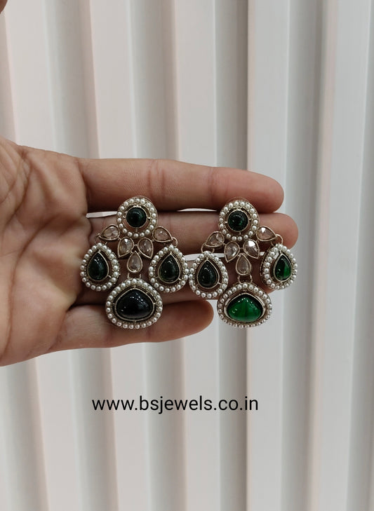 Green Antique Gold Bollywood Earrings Global Set