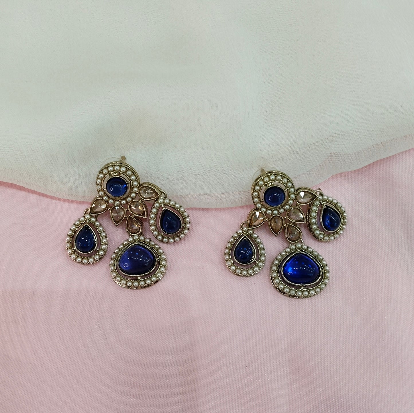 Blue Antique Gold Bollywood Earrings Global Set
