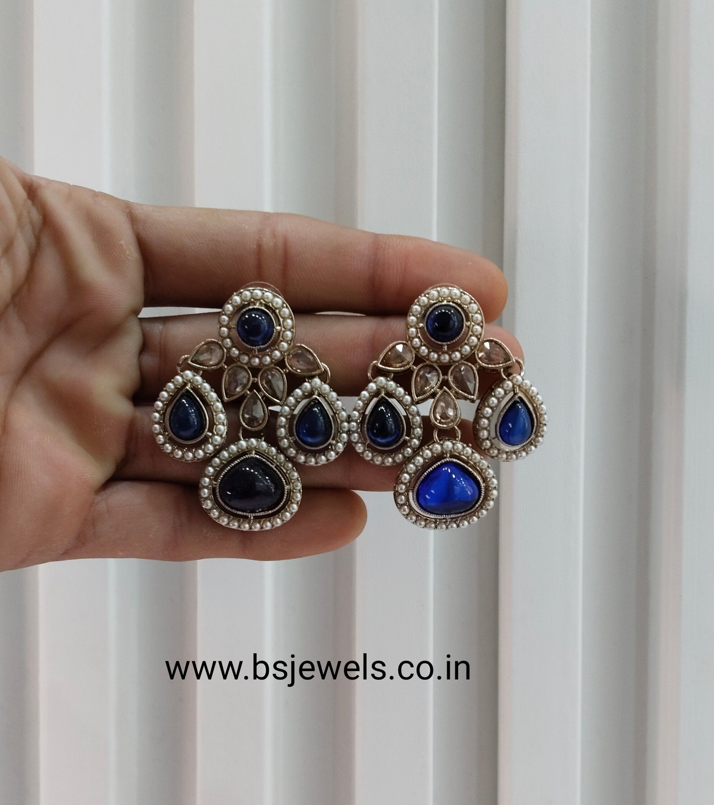Blue Antique Gold Bollywood Earrings Global Set