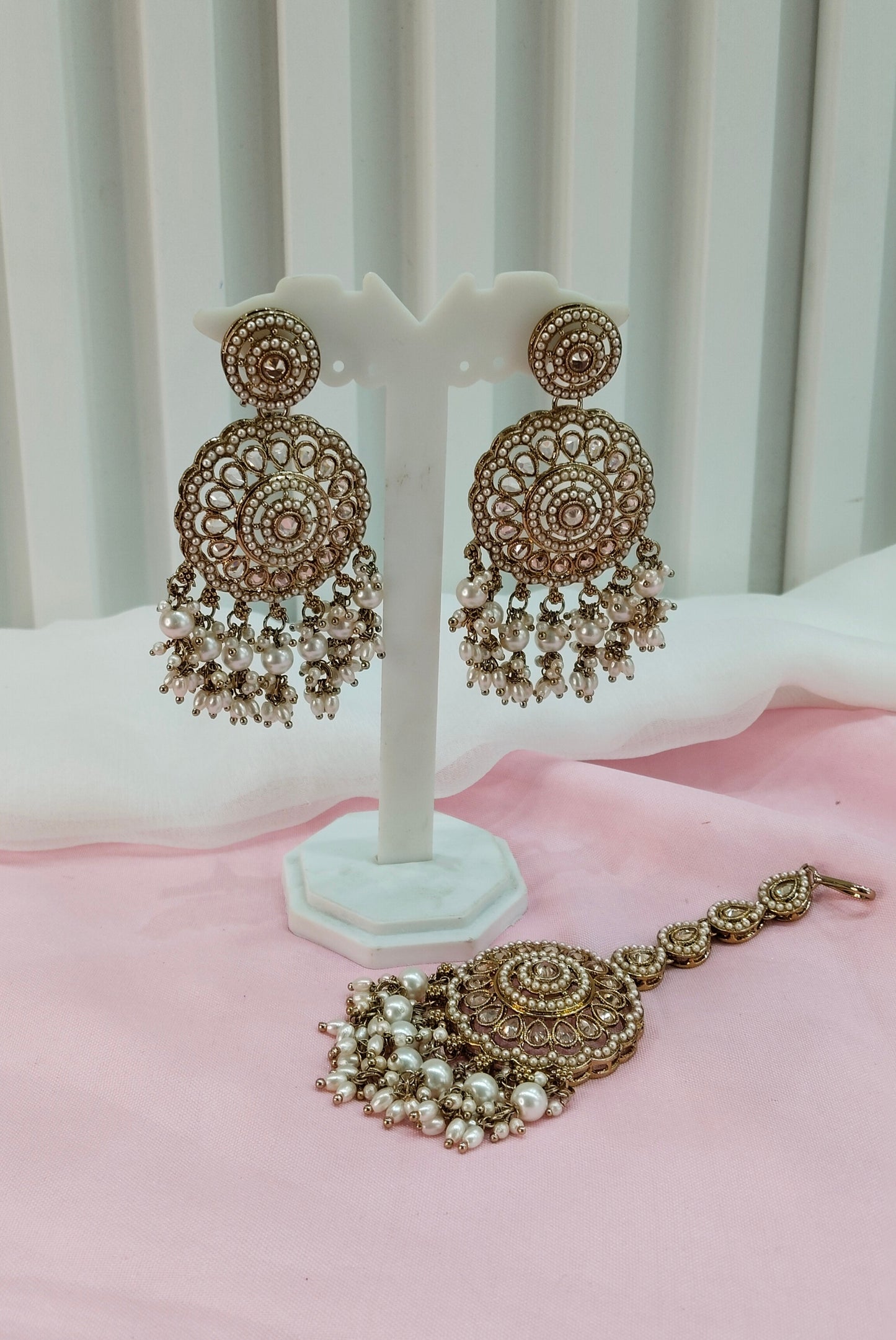 White Gold Champagne Stone Bollywood Earrings Rio Tikka Set