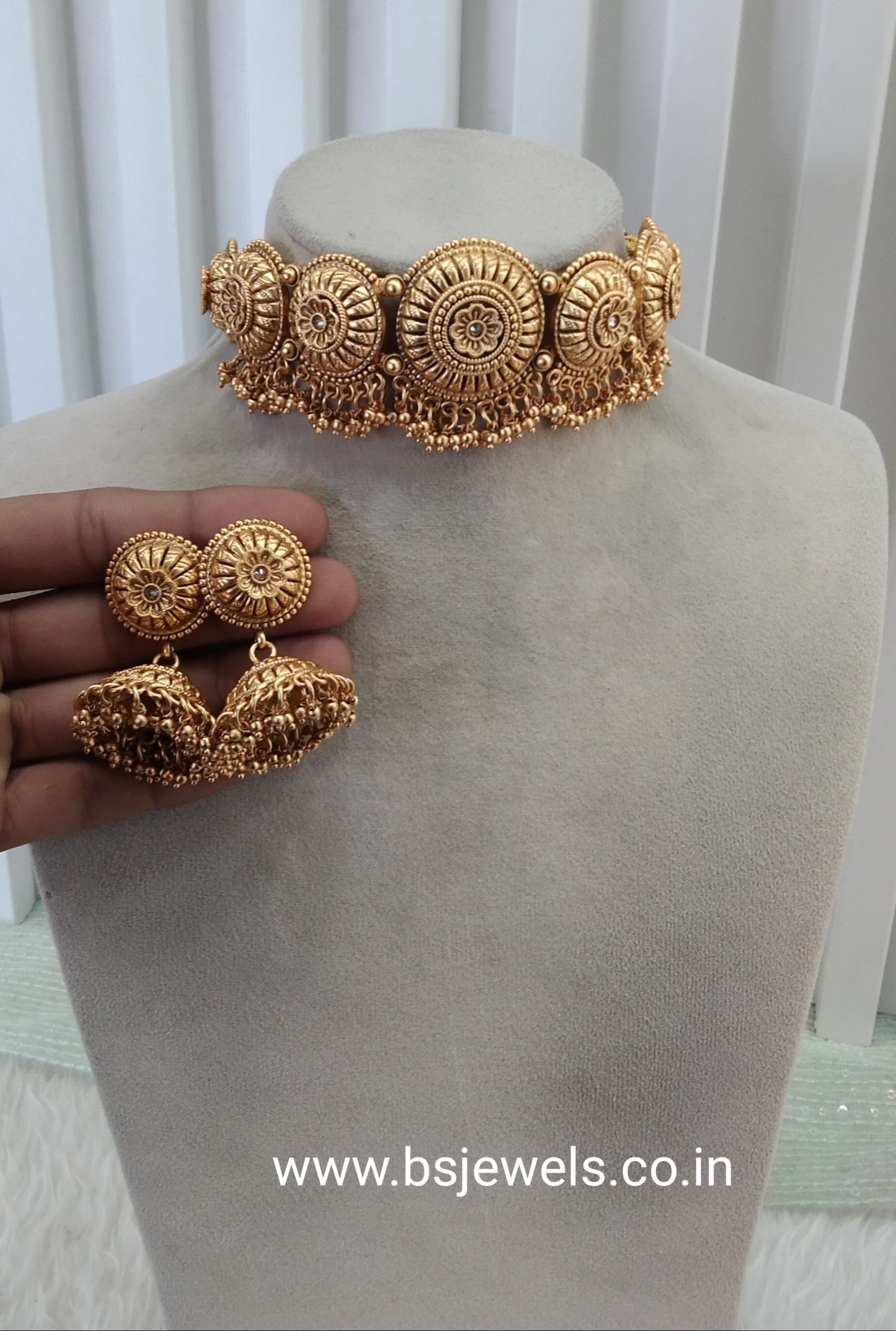 Gold Polki Choker Jewellery Jannvi Set