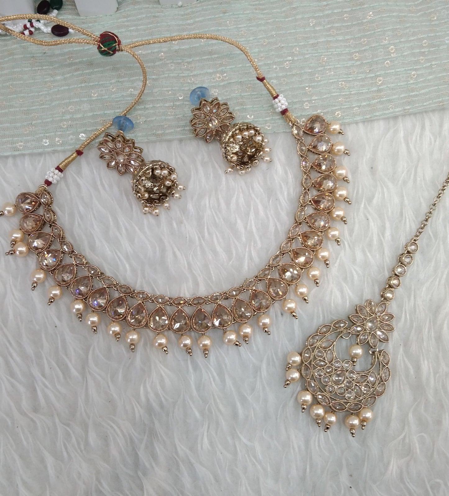 Antique Gold Champagne Stone Necklace Jewellery Jagat Set