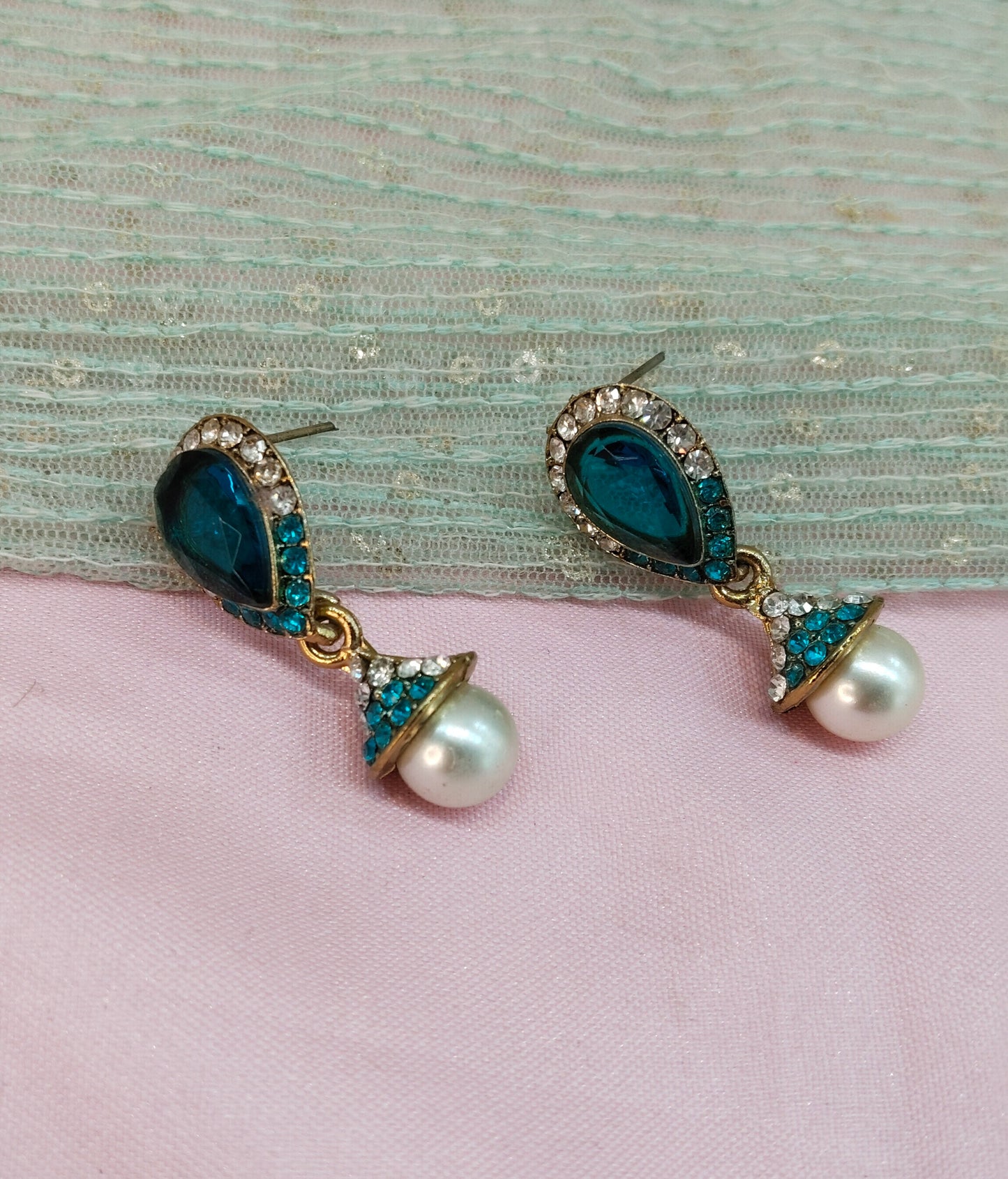 Firoja Bollywood Virat Earrings