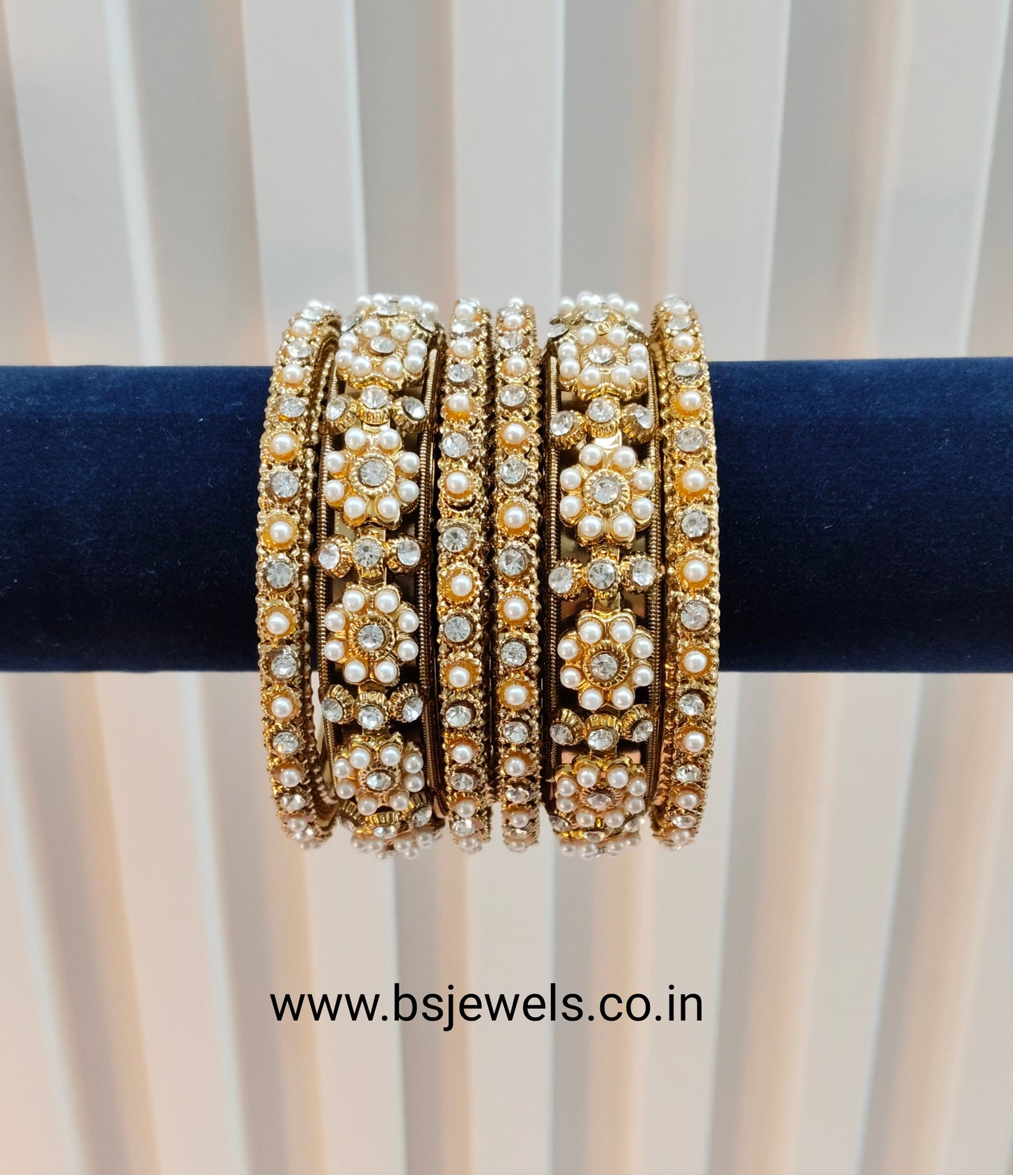 Bangles jewelry Set/Traditional bollywood jewelry/Antique gold bangles