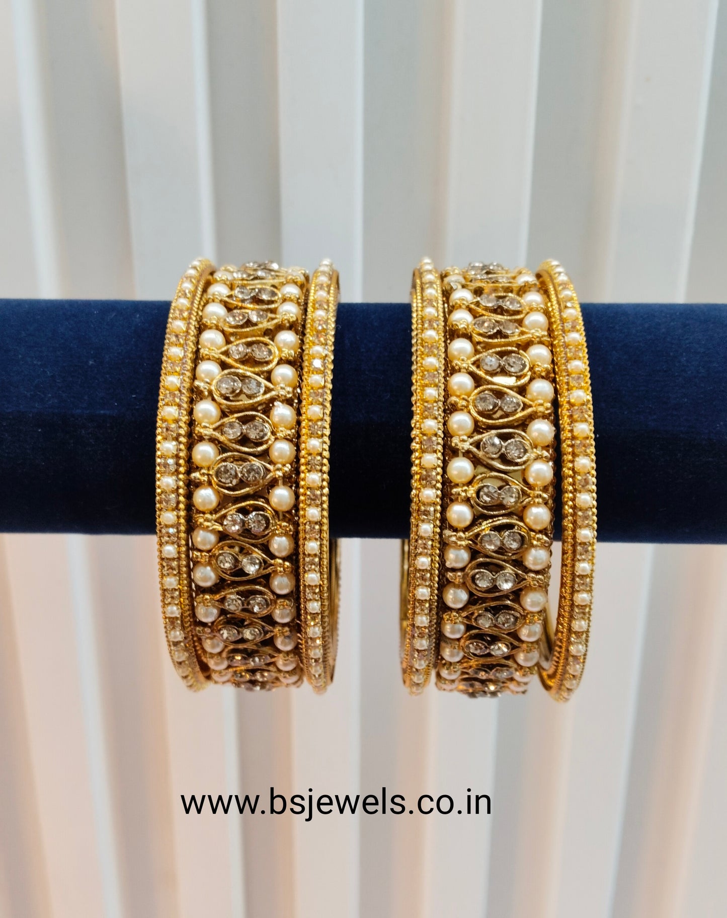Bangles jewelry Set/Traditional bollywood jewelry/Antique gold bangles