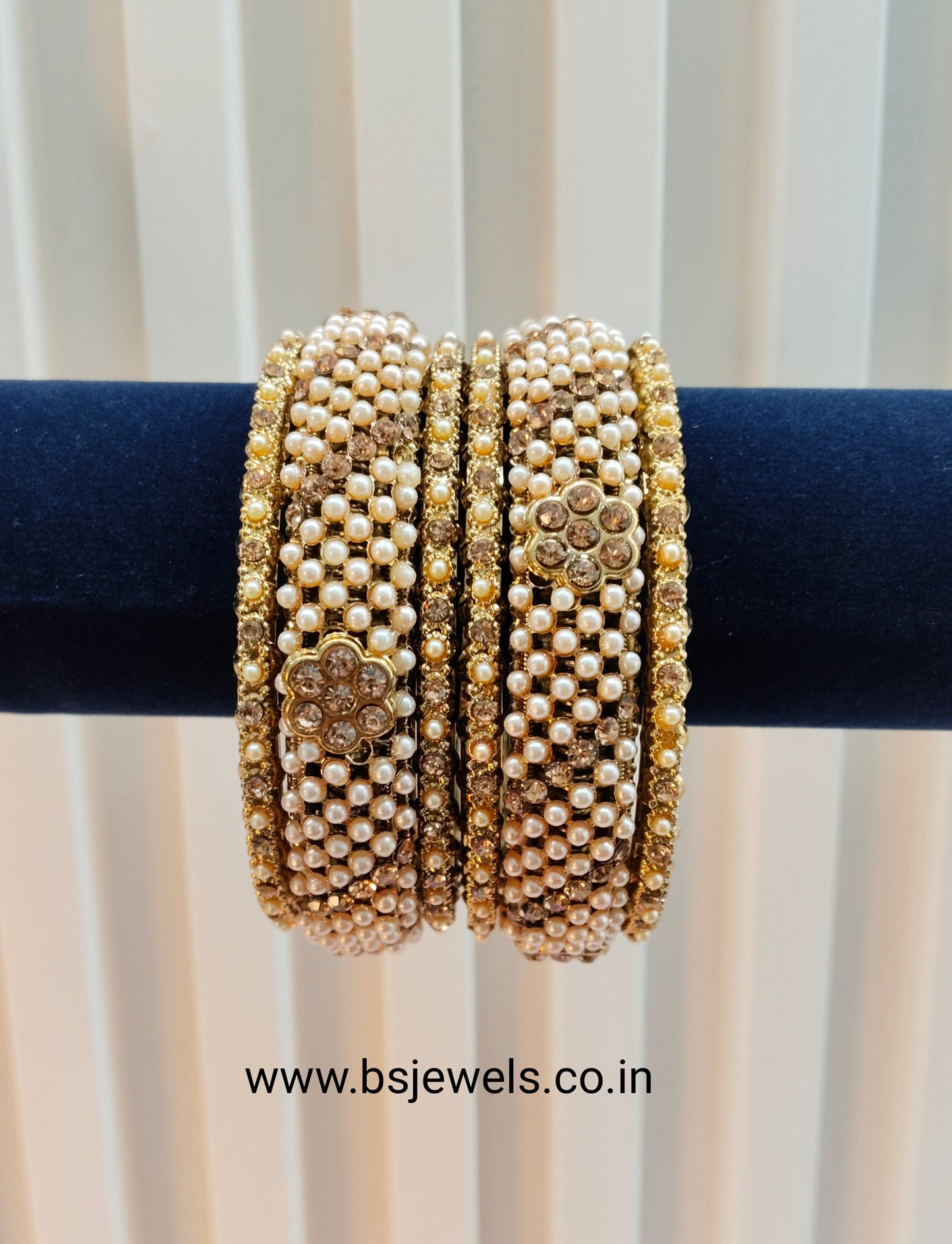 Bangles jewelry Set/Traditional bollywood jewelry/Antique gold bangles