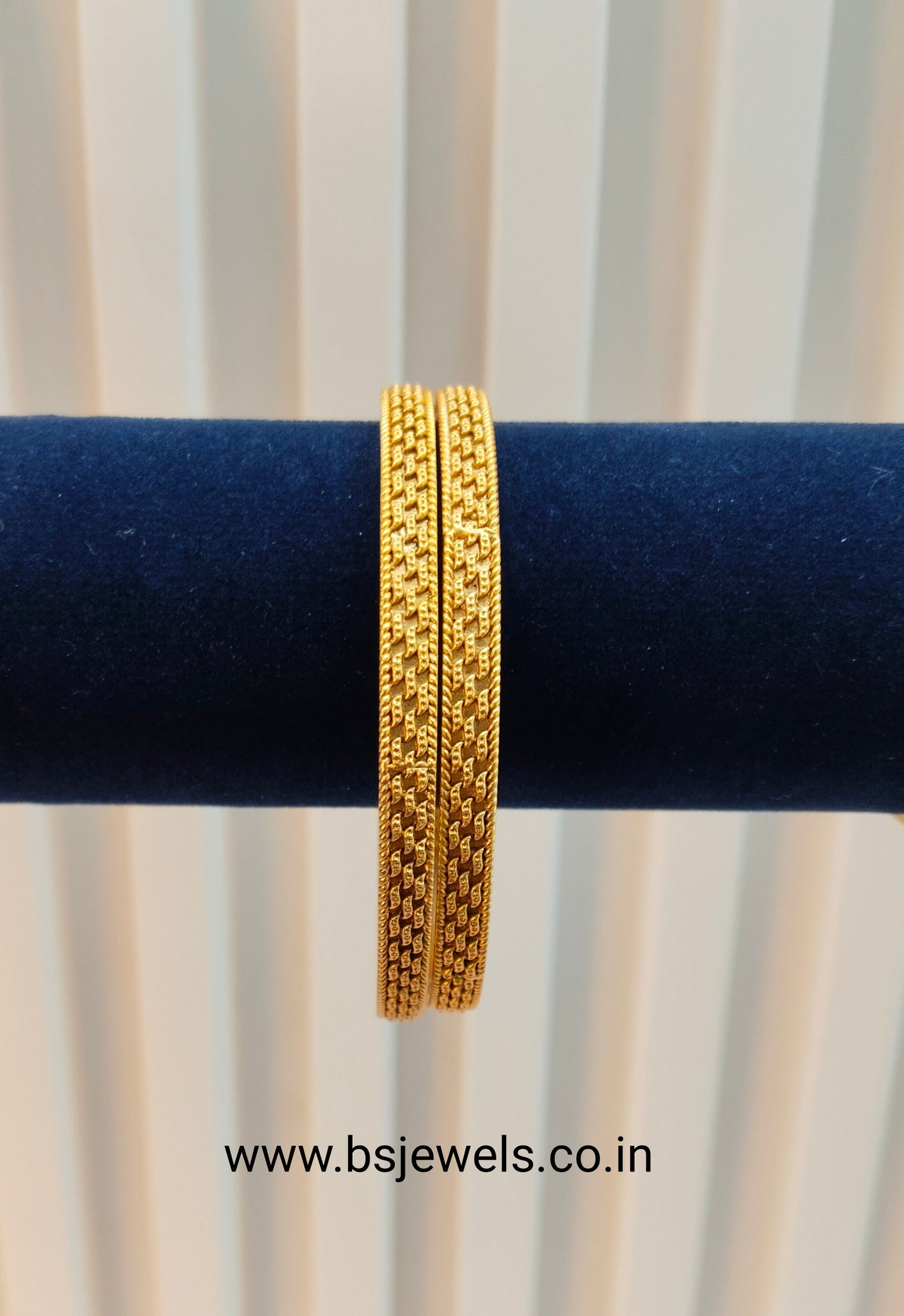 2.6 Size bangles jewelry /Traditional bollywood jewelry/ Gold bangles