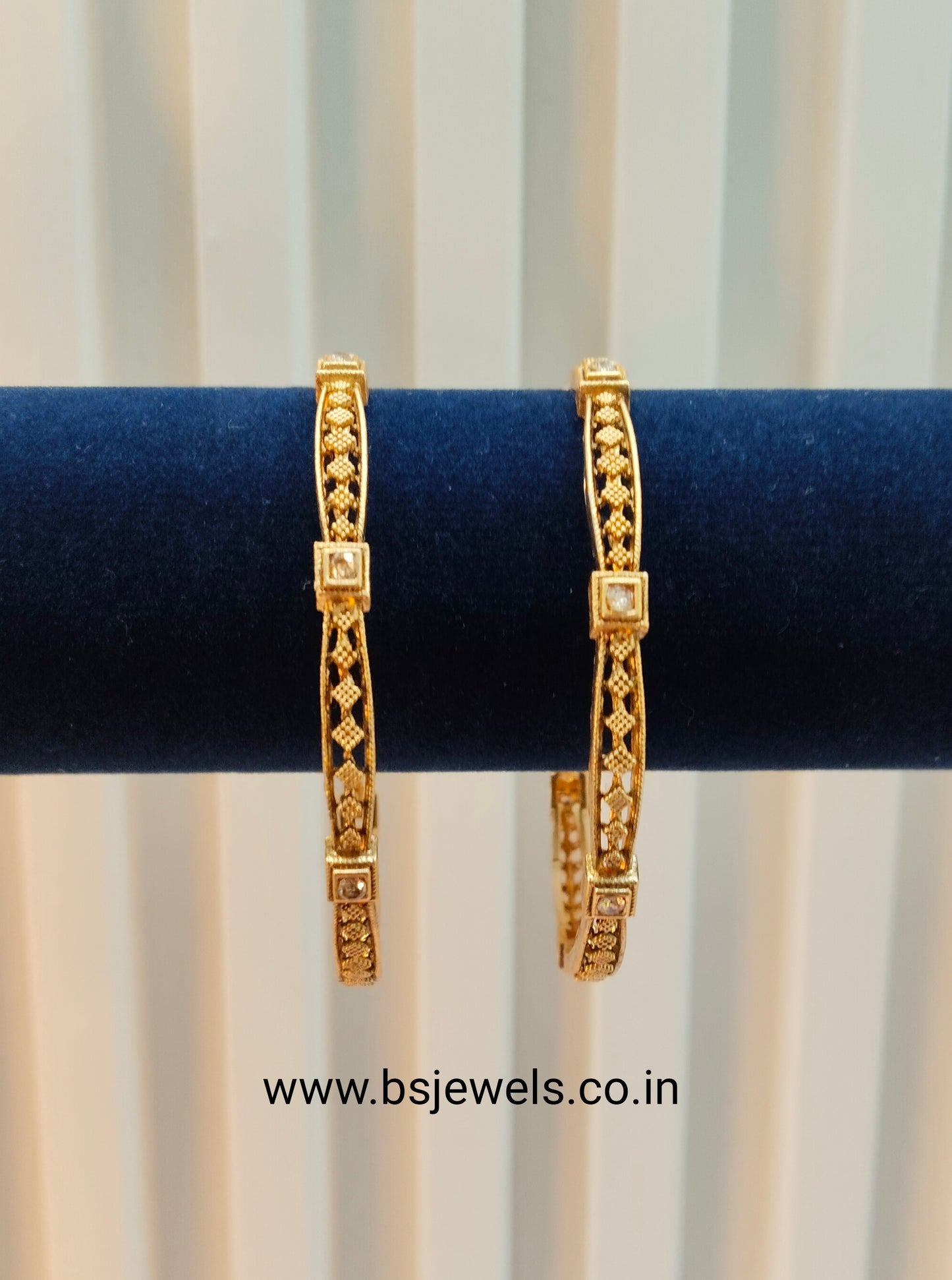 2.6 Size bangles jewelry /Traditional bollywood jewelry/ Gold bangles