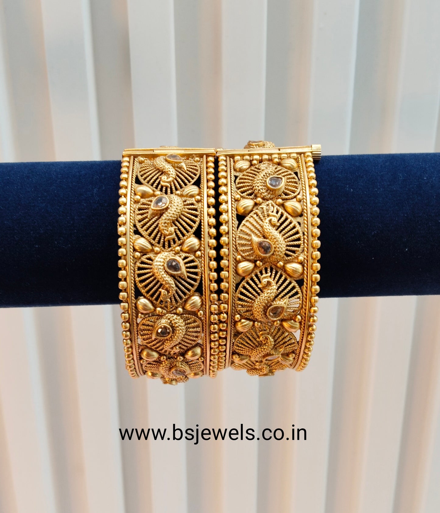 2.6 Size bangles jewelry /Traditional bollywood jewelry/ Gold bangles