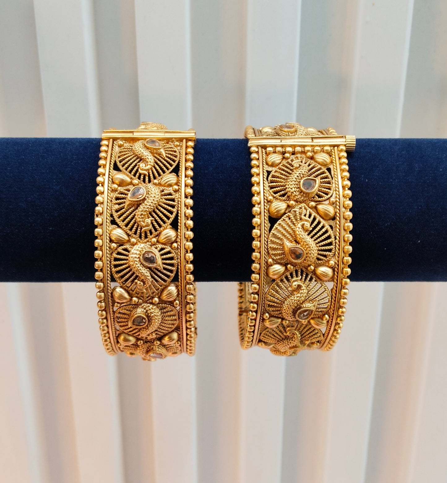 2.6 Size bangles jewelry /Traditional bollywood jewelry/ Gold bangles