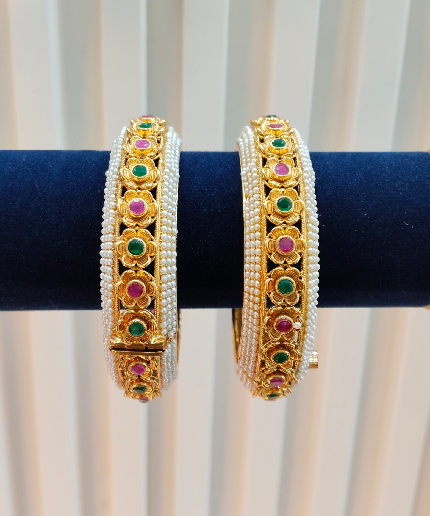 2.6 Size bangles jewelry /Traditional bollywood jewelry/Ruby Green Gold bangles