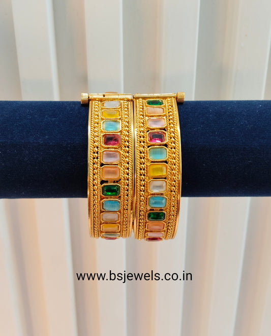 2.4 Size bangles jewelry /Traditional bollywood jewelry/Multi Color Screw Gold bangles