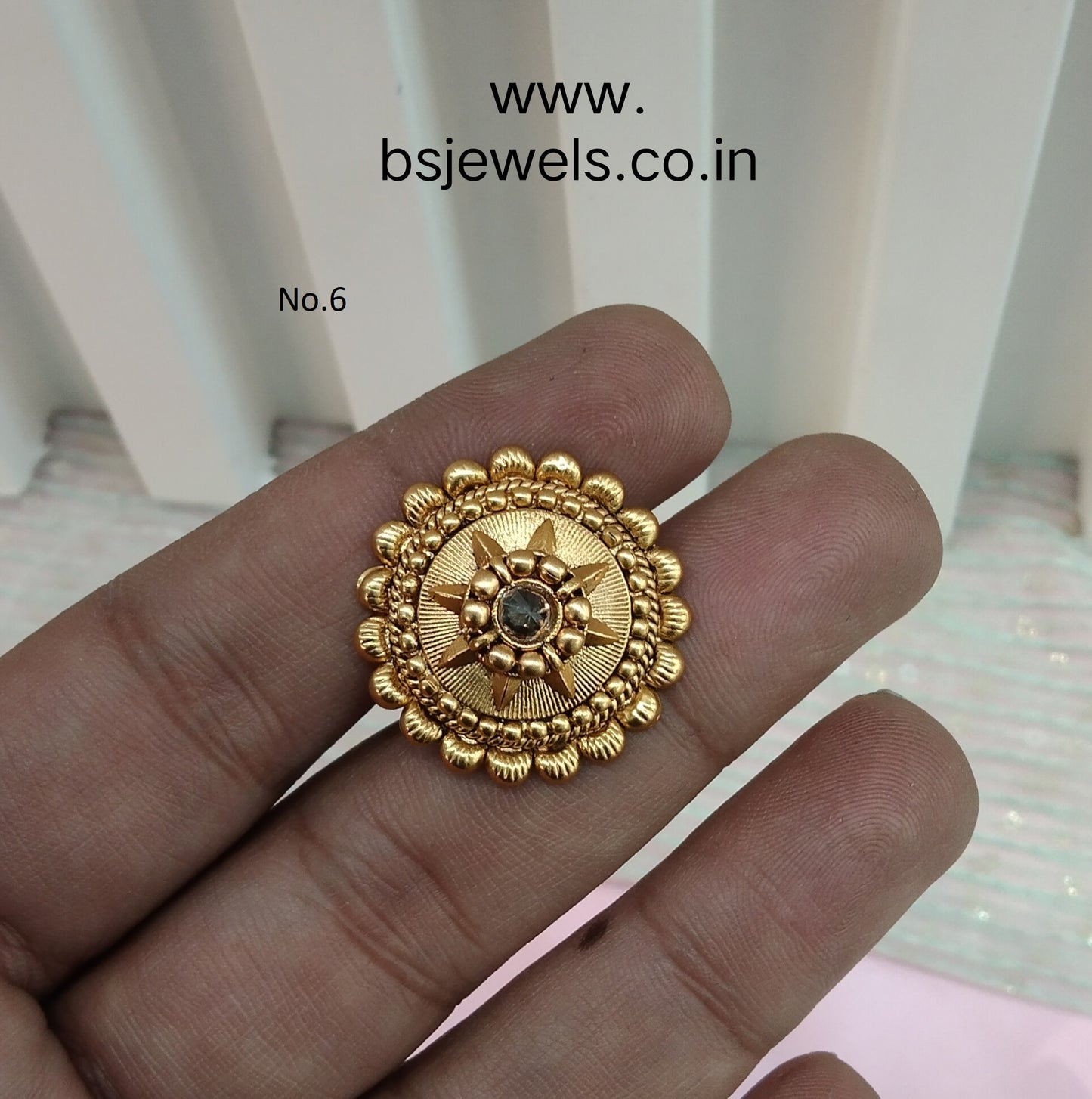 Gold Cocktail Finger Rings