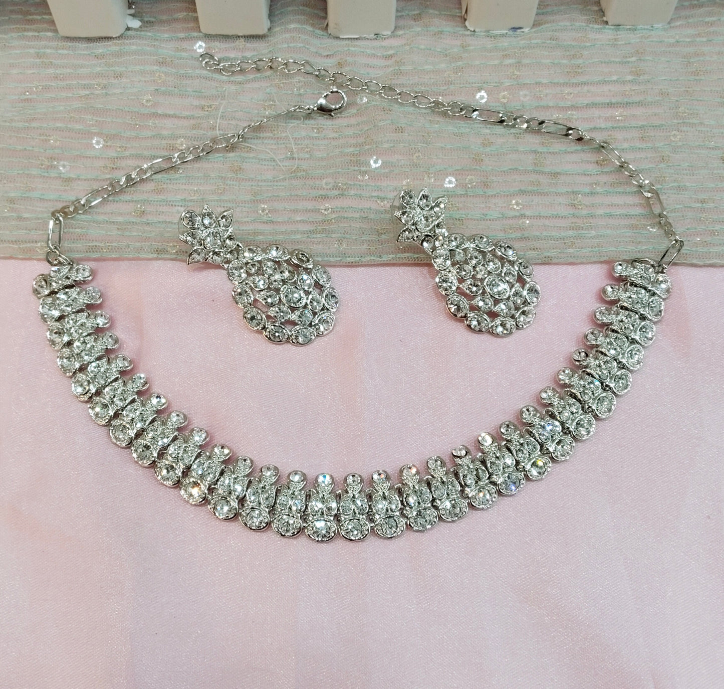 Silver White Necklace Set Ponting Jewellery
