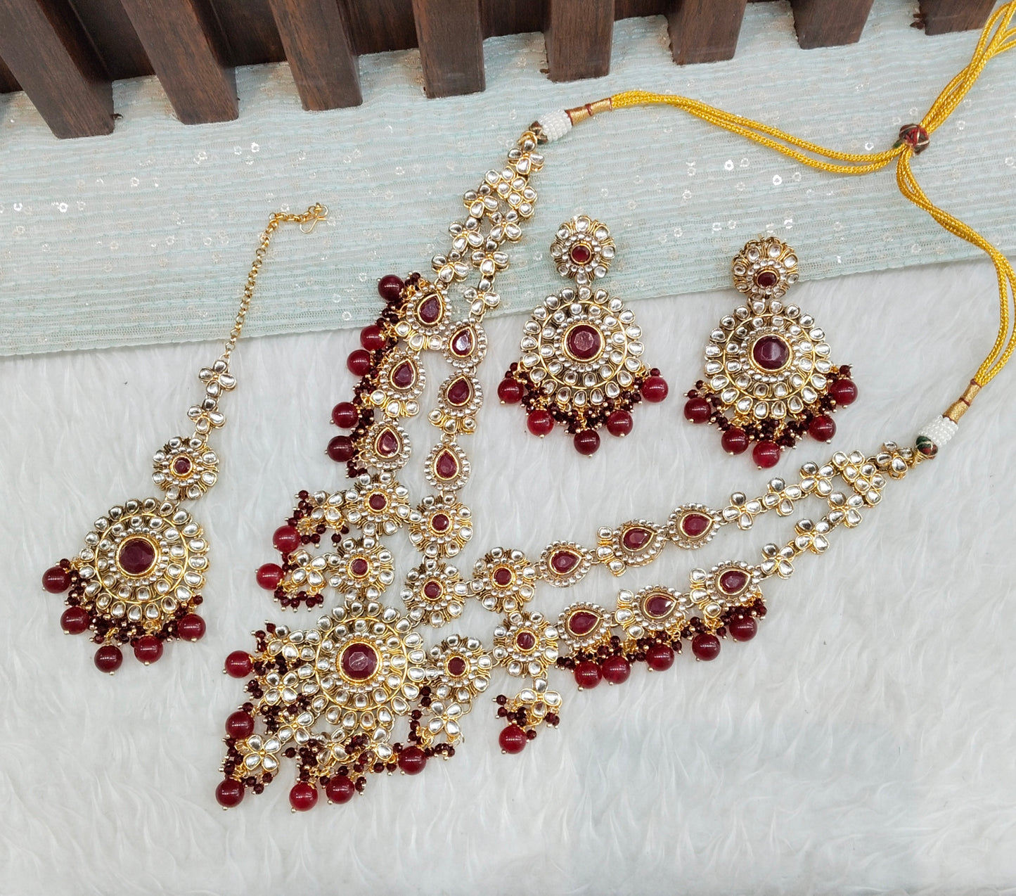 Maroon Gold Kundan Necklace Jewellery Cello Set
