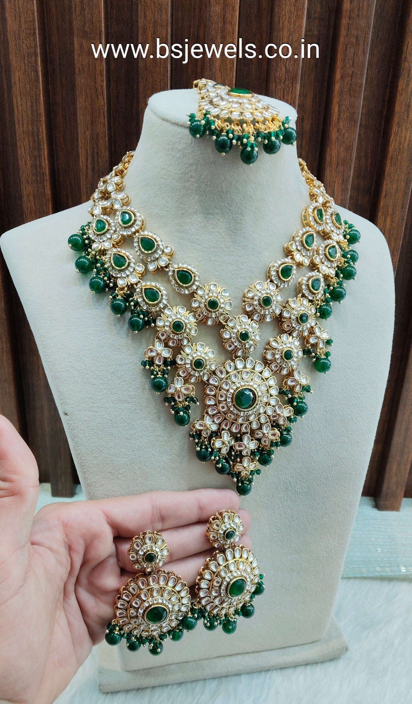 Green Gold Kundan Necklace Jewellery Cello Set