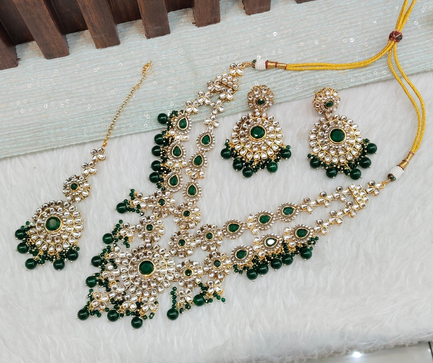 Green Gold Kundan Necklace Jewellery Cello Set