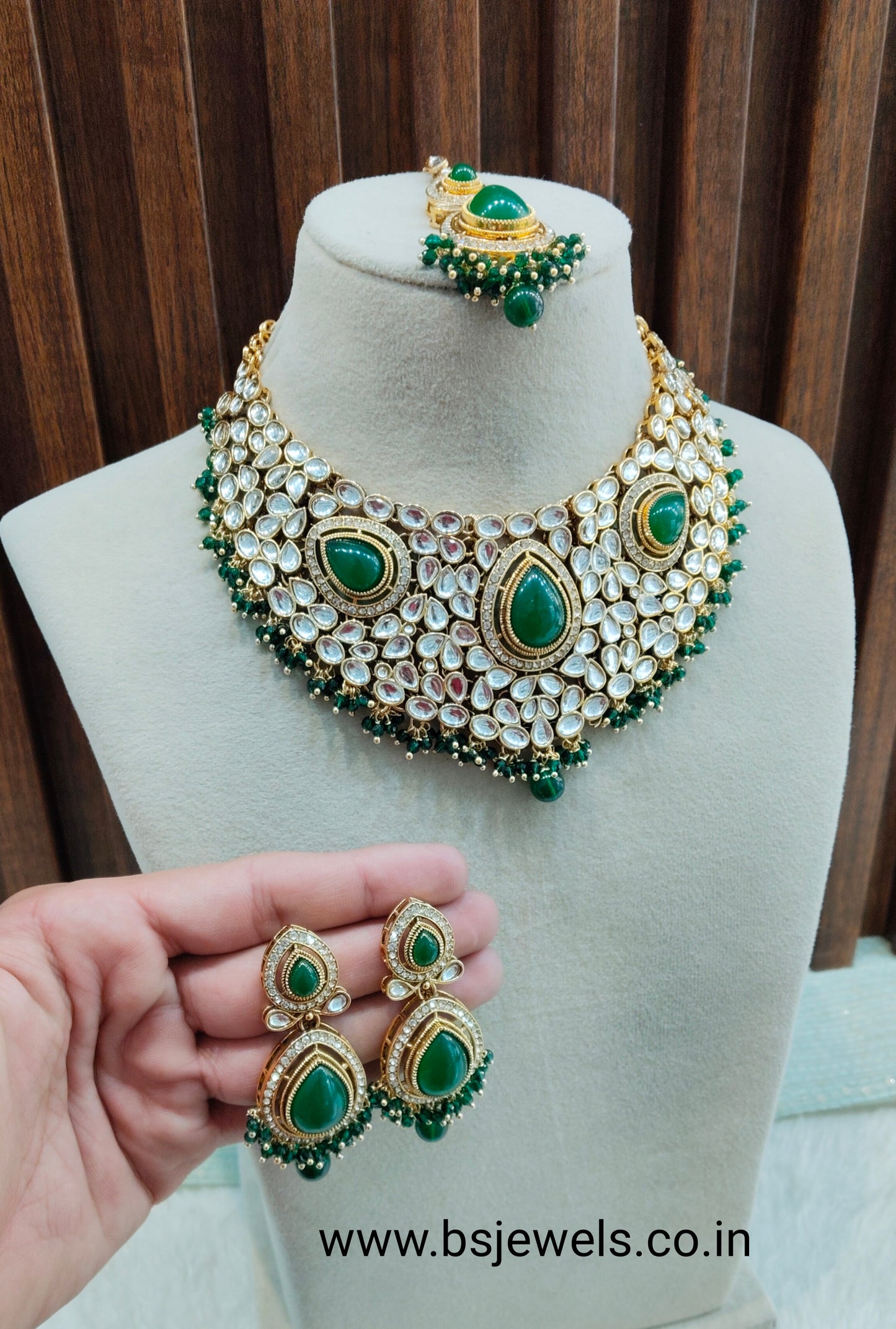 Green Gold Kundan Necklace Jewellery College Set