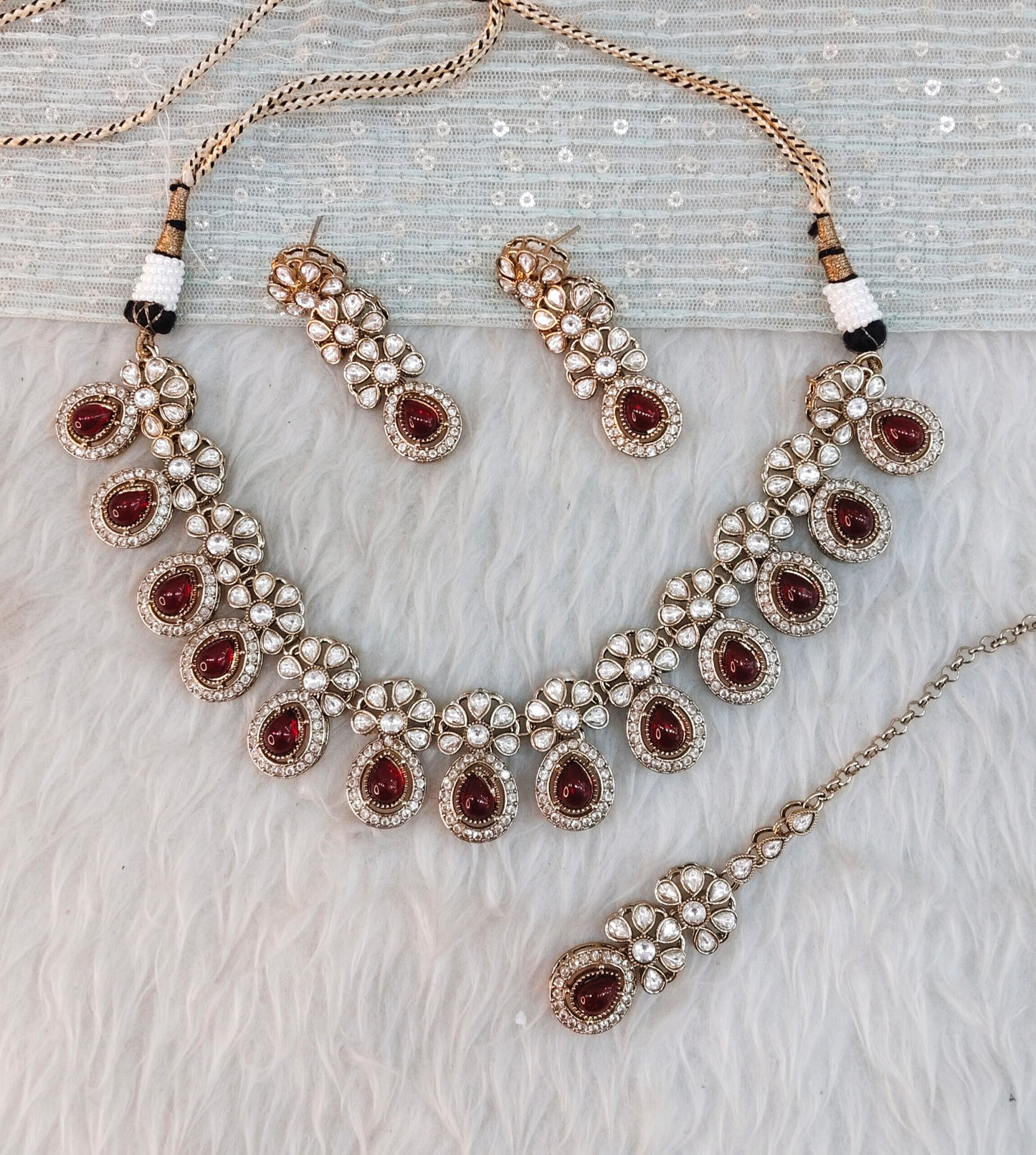 Maroon Gold Moissanite Kundan Necklace Jewellery Kartar Set