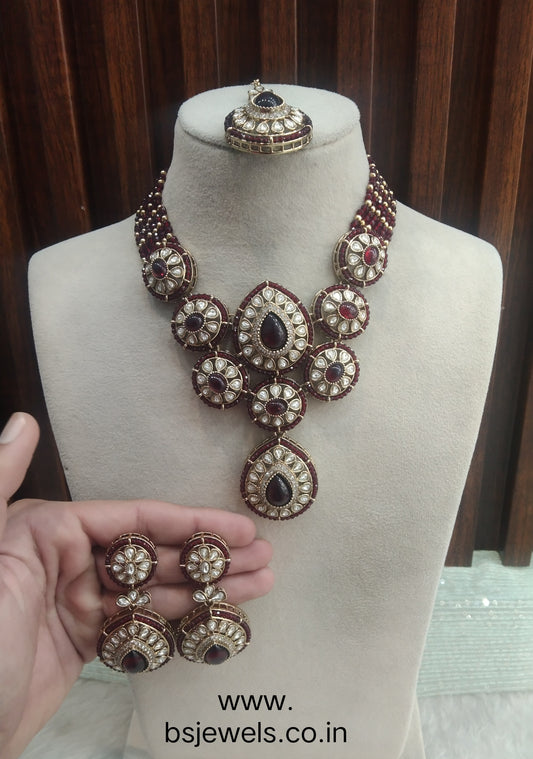 Maroon Gold Moissanite Kundan Necklace Jewellery Gippy Set