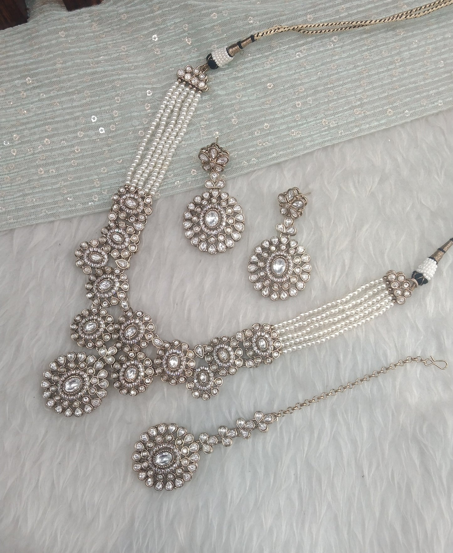 White Gold Moissanite Kundan Necklace Jewellery Manddy Set