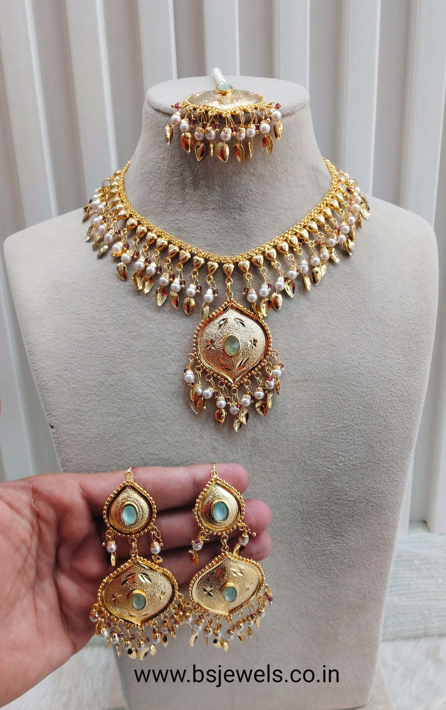 Pista Gold Jadau Punjabi Style Necklace Jewellery Smith Set