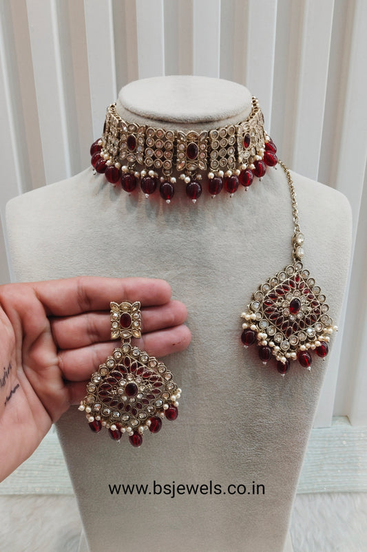 Maroon Antique Gold Choker Jewellery Hanish Set