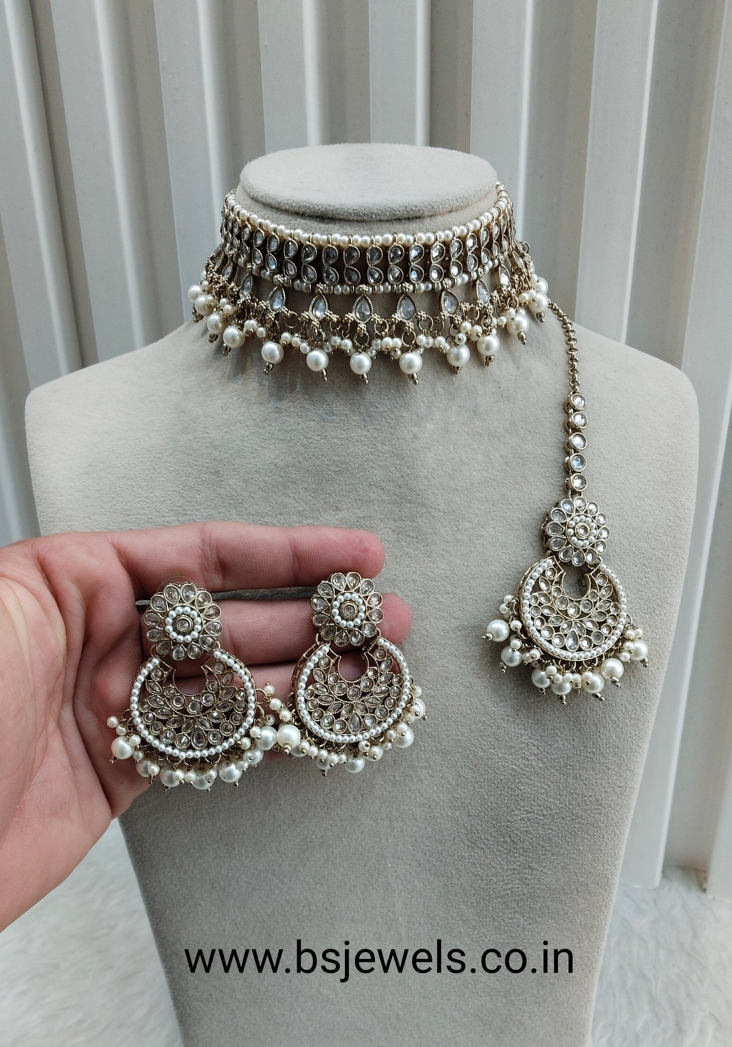 Antique Gold Clear Stone Choker Jewellery Jaiswal Set