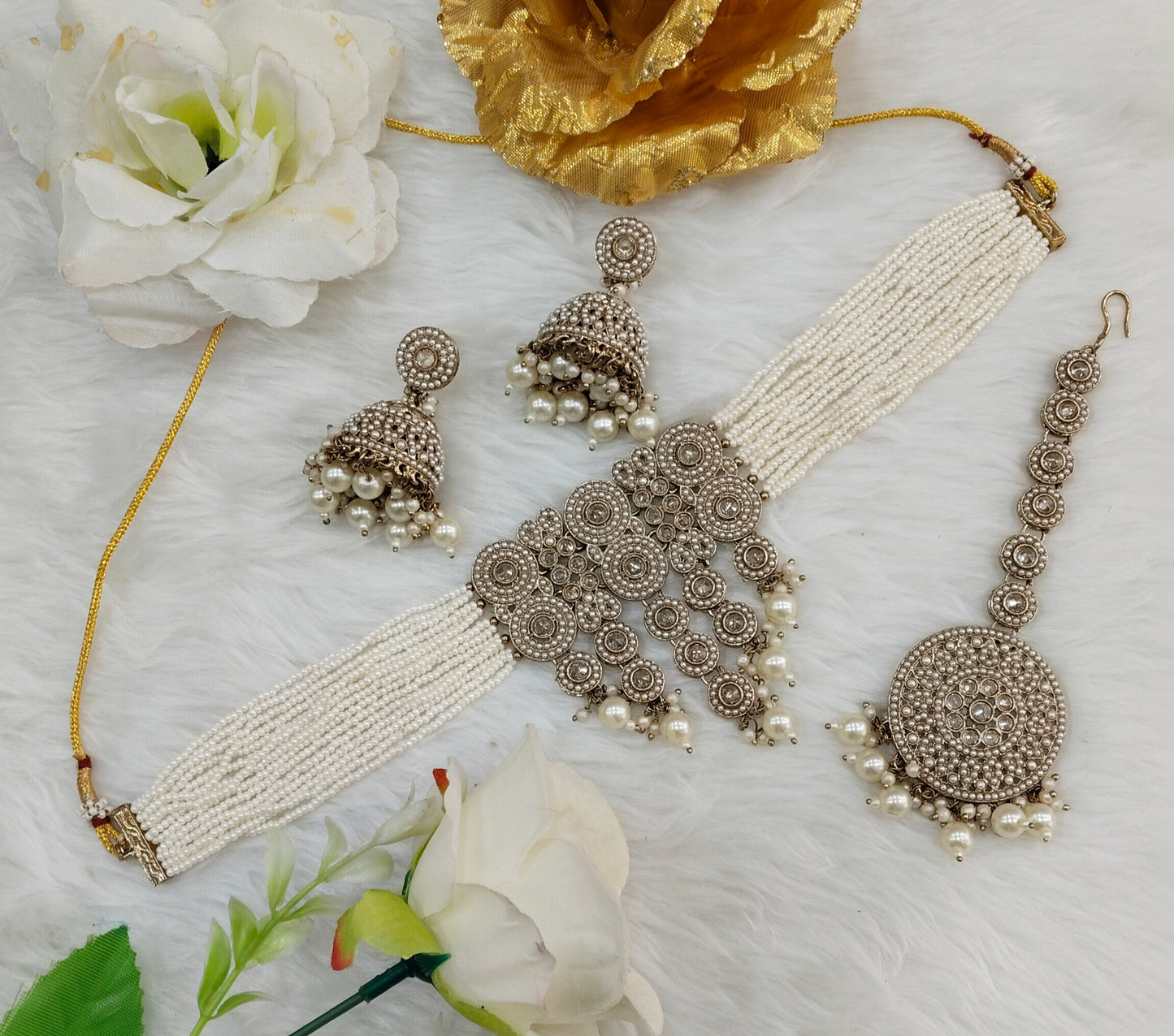 White Antique Gold Choker Jewellery Babli Set