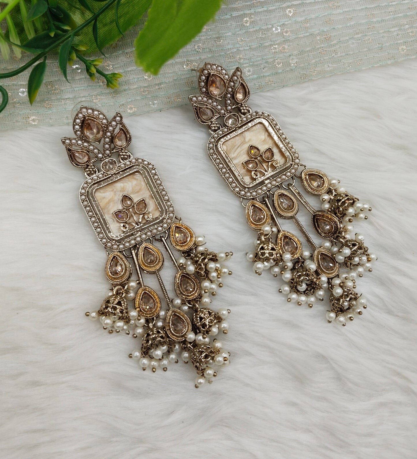 White Antique Gold Bollywood Dhoni Earrings
