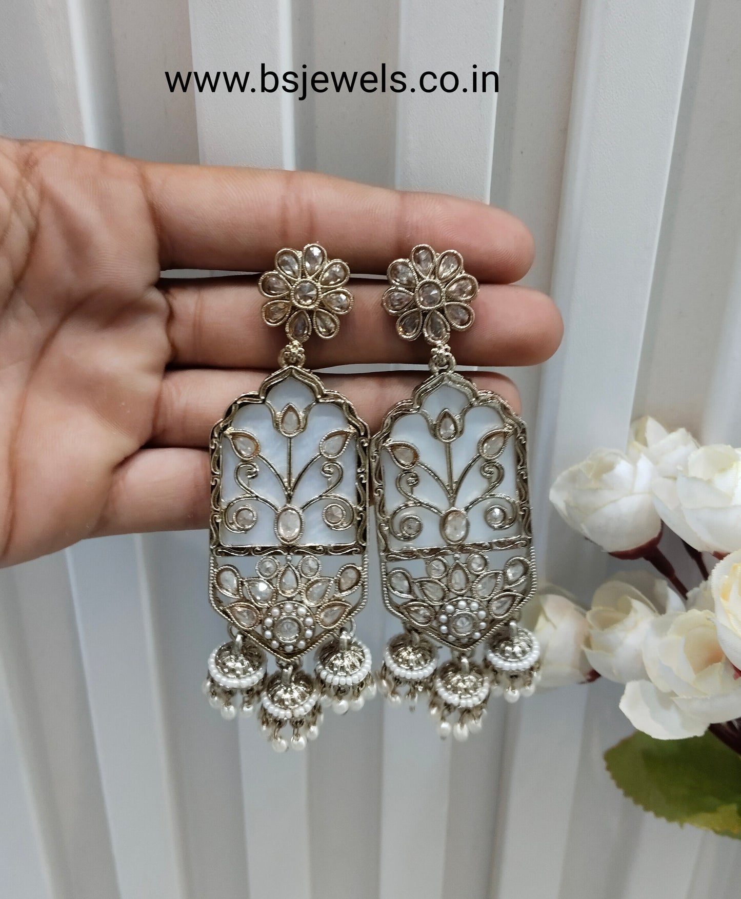White Antique Gold Bollywood Dhoni Earrings