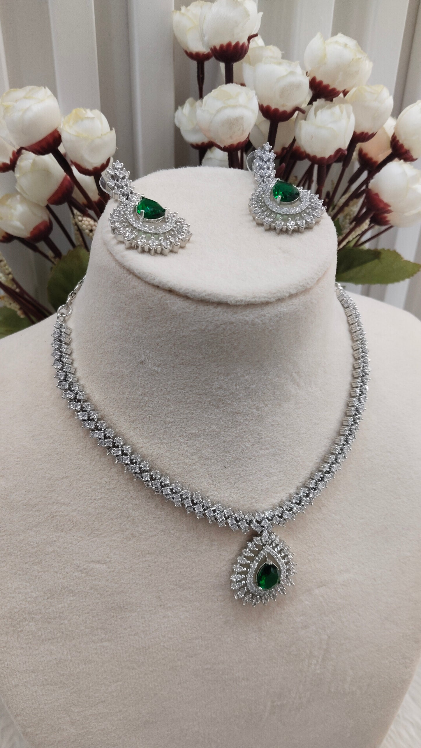 Green Silver CZ Necklace Jewellery Polard Set