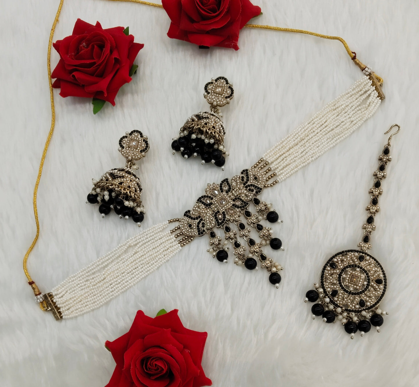Black Antique Gold Choker Jewellery Bablu Set